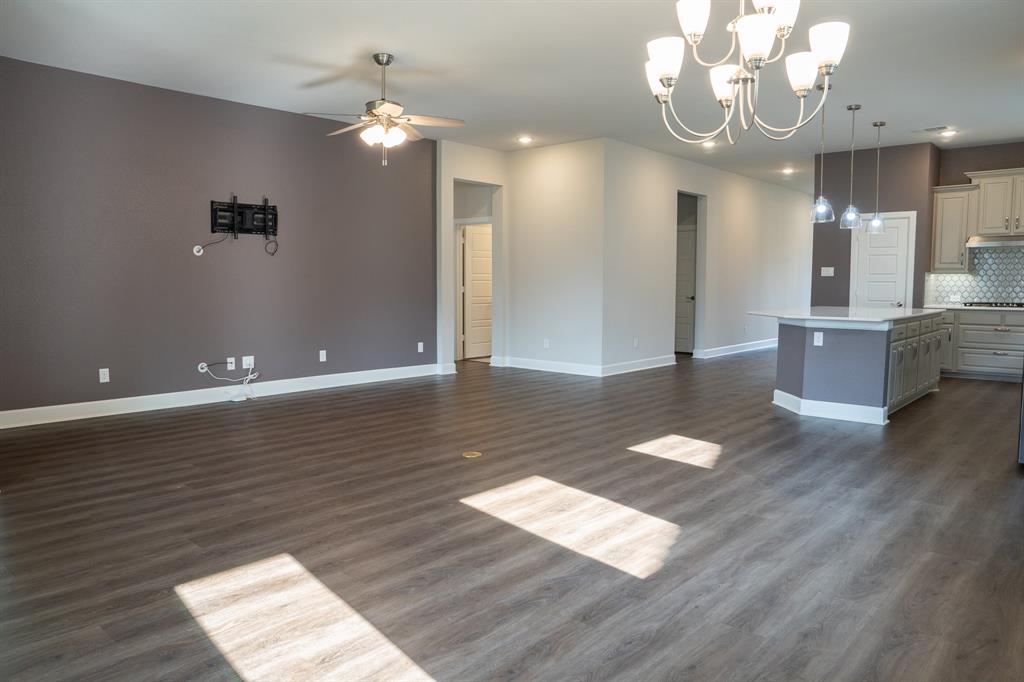 2441 Lazy Dog Lane Property Photo 6