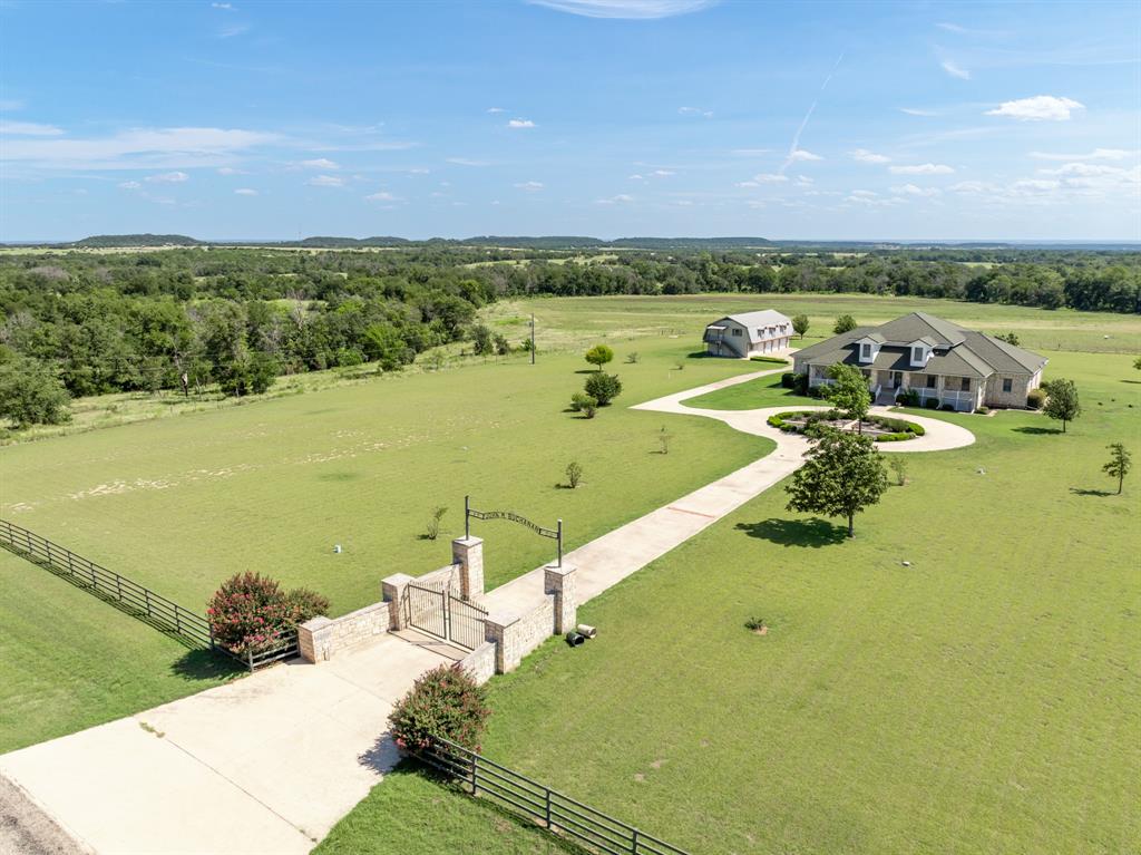 664 Fm 182 Property Photo 1