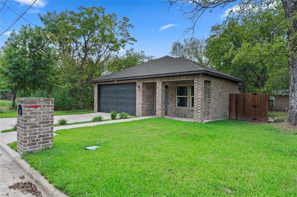 505 Sheffield Street Property Photo 2