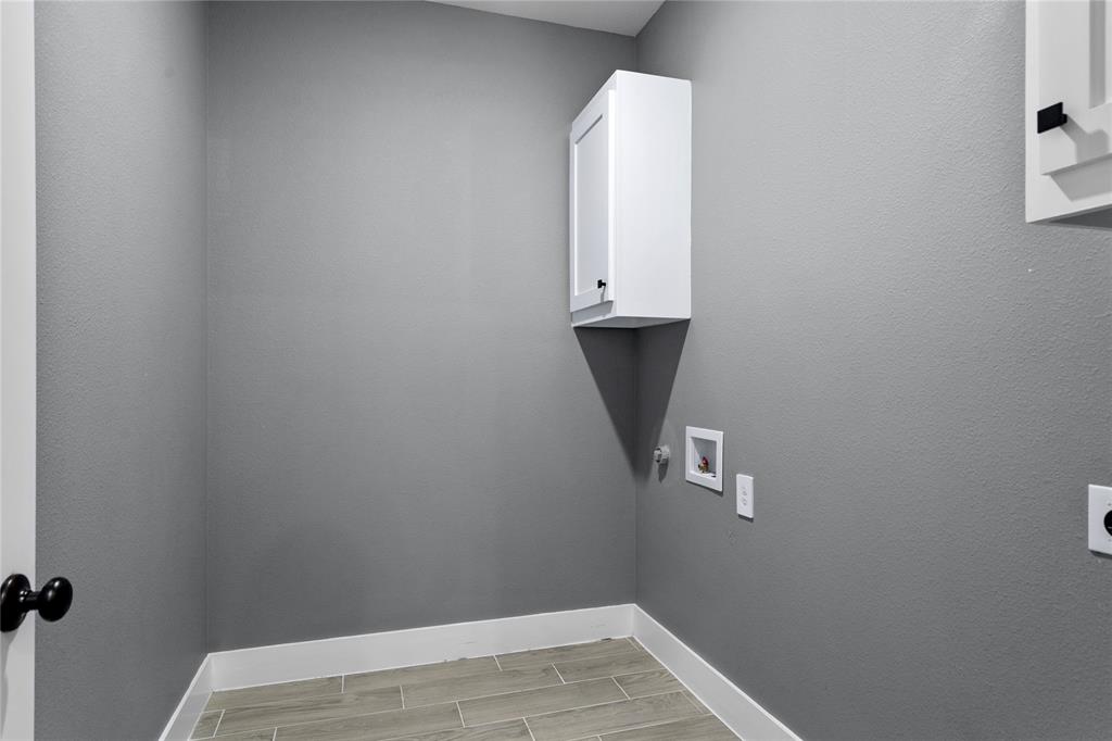 505 Sheffield Street Property Photo 17
