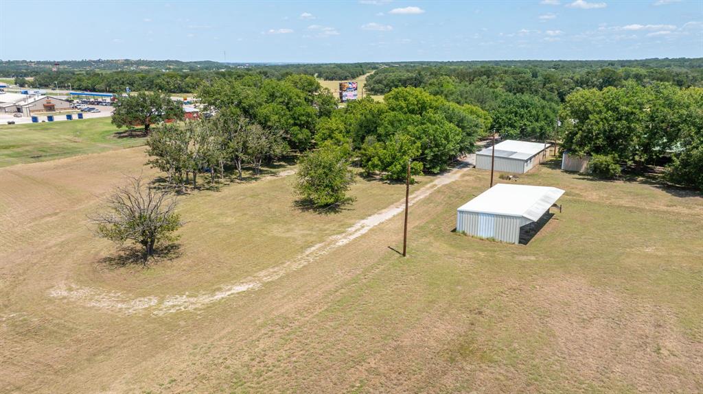 14330 S Highway 281 Property Photo 9