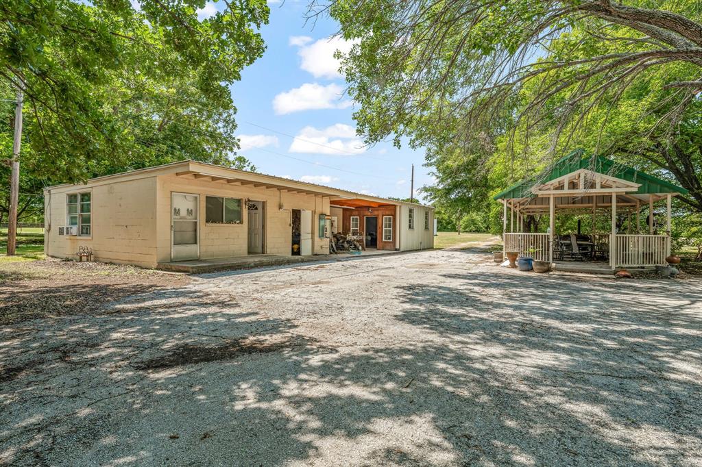 14330 S Highway 281 Property Photo 24