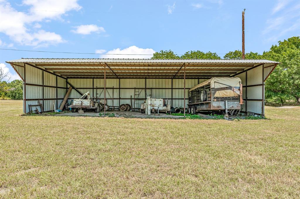 14330 S Highway 281 Property Photo 32