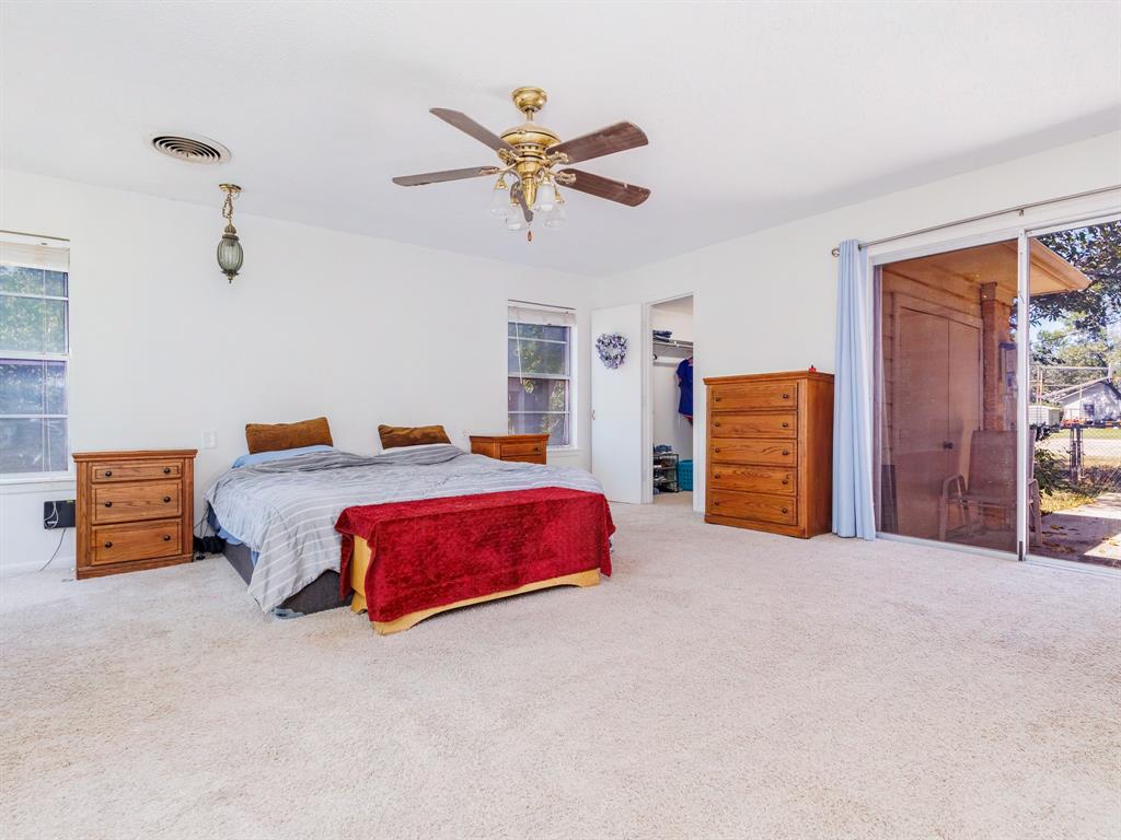 1909 8th Street Property Photo 13