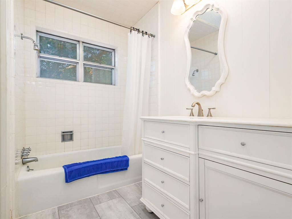 1909 8th Street Property Photo 21