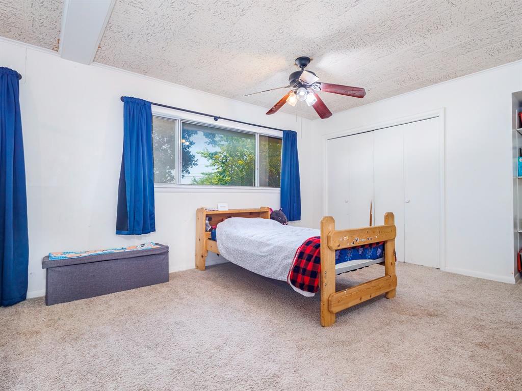 1909 8th Street Property Photo 23