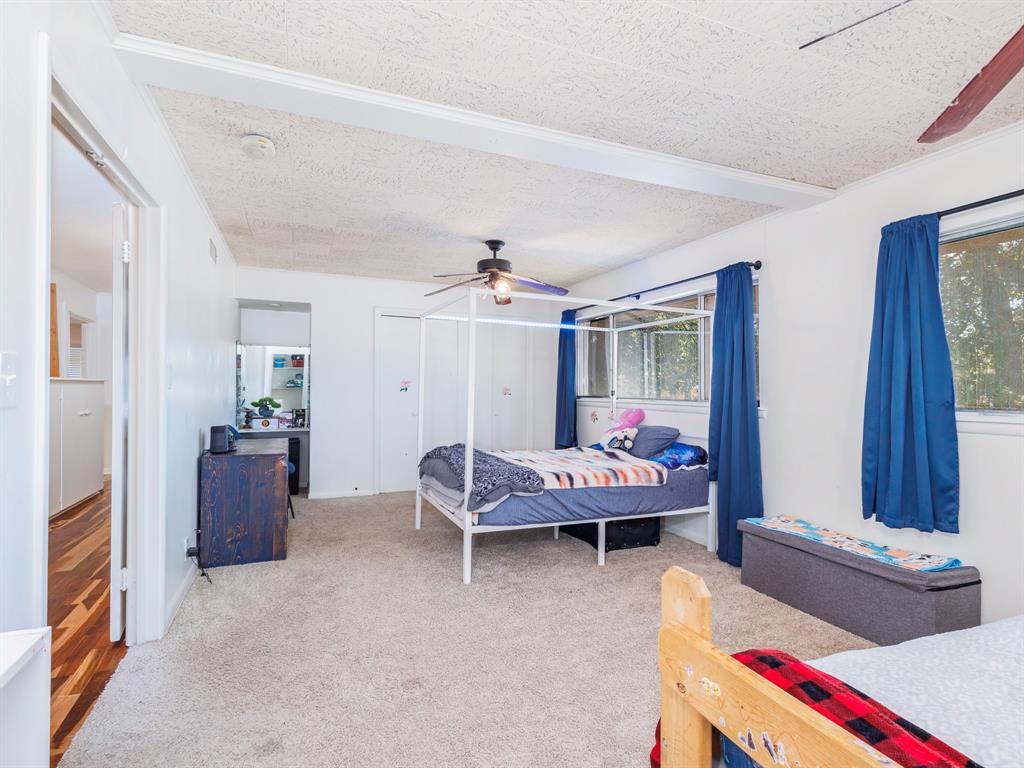 1909 8th Street Property Photo 24