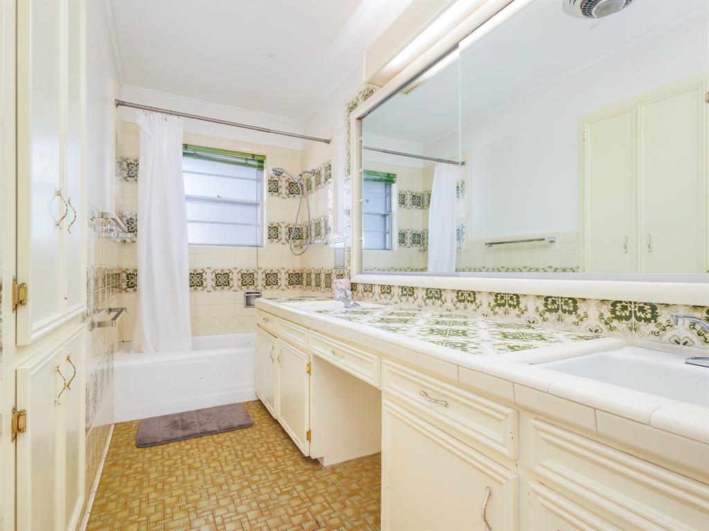1909 8th Street Property Photo 25