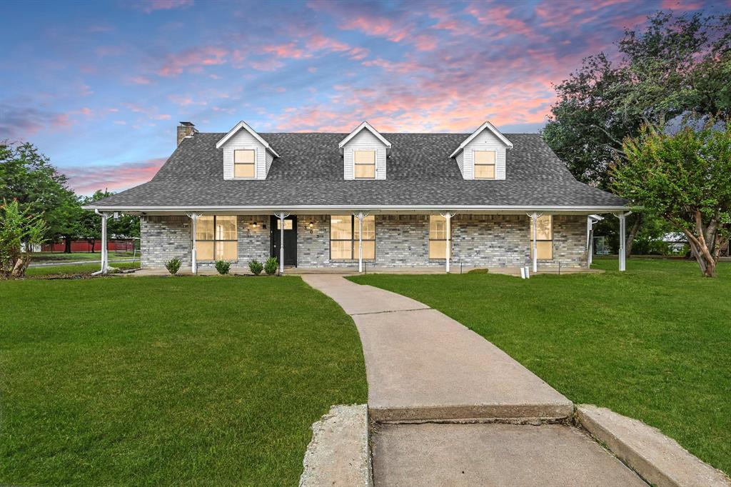 305 Amoret Circle Property Photo 1
