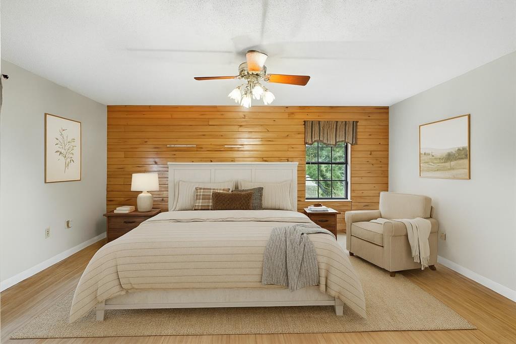 305 Amoret Circle Property Photo 4