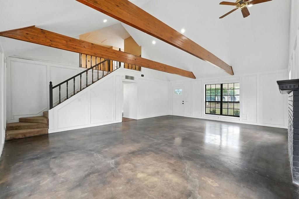 305 Amoret Circle Property Photo 10
