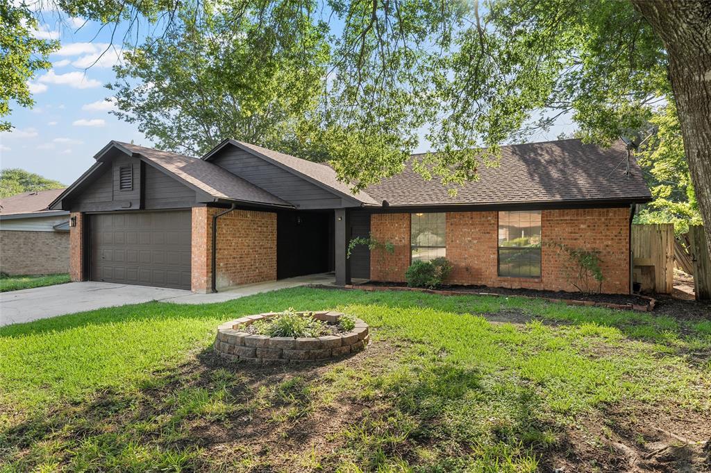 3106 Sungate Drive Property Photo 2