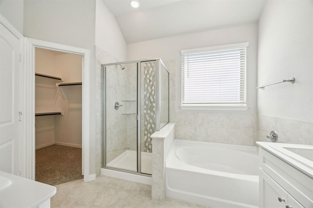2109 Hazel Lily Property Photo 9