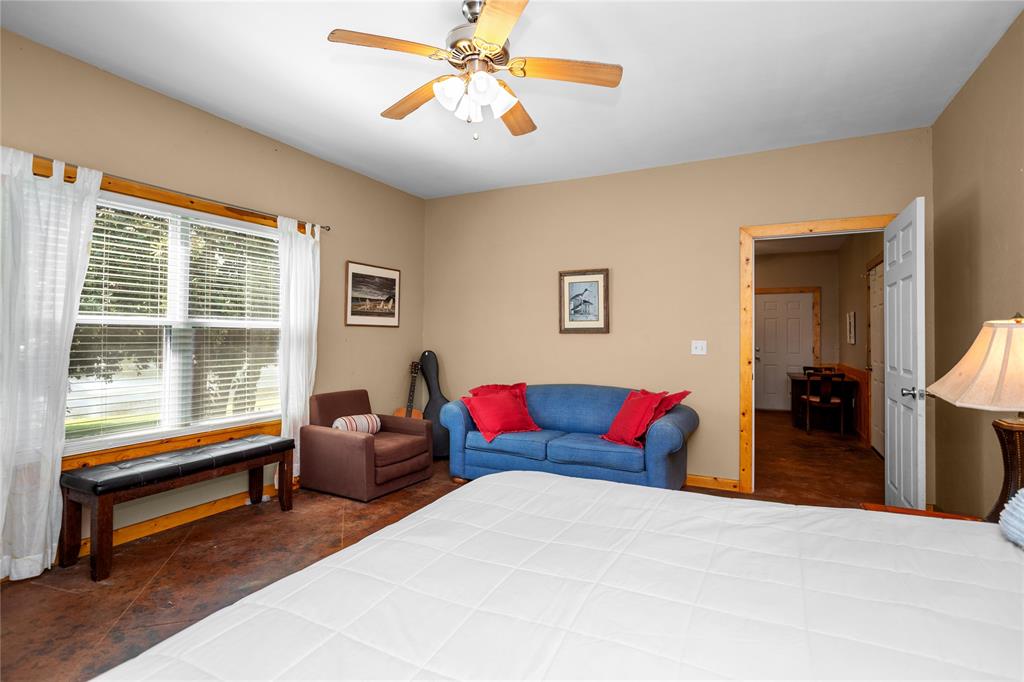 649 An County Road 1215 Property Photo 37