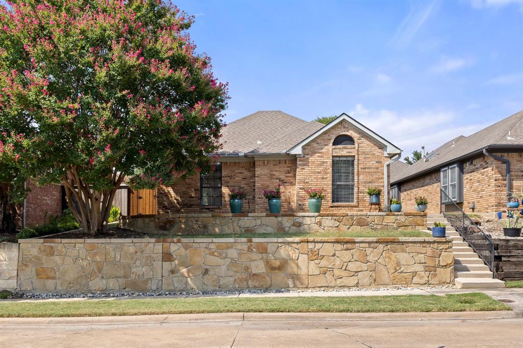 2817 Silverspring Road Property Photo 1