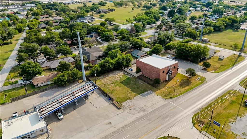 205 E Byron Nelson Boulevard Property Photo 5