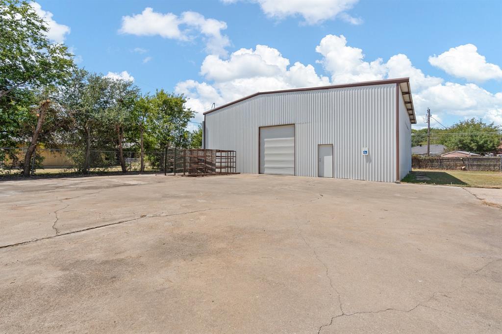 500 W Kilpatrick Street Property Photo 4