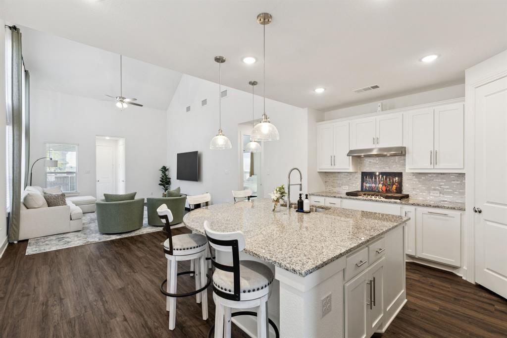 8224 Legacy Trail Property Photo 8