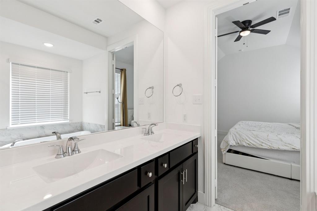 8224 Legacy Trail Property Photo 16