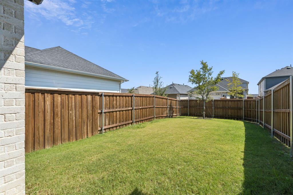 8224 Legacy Trail Property Photo 21