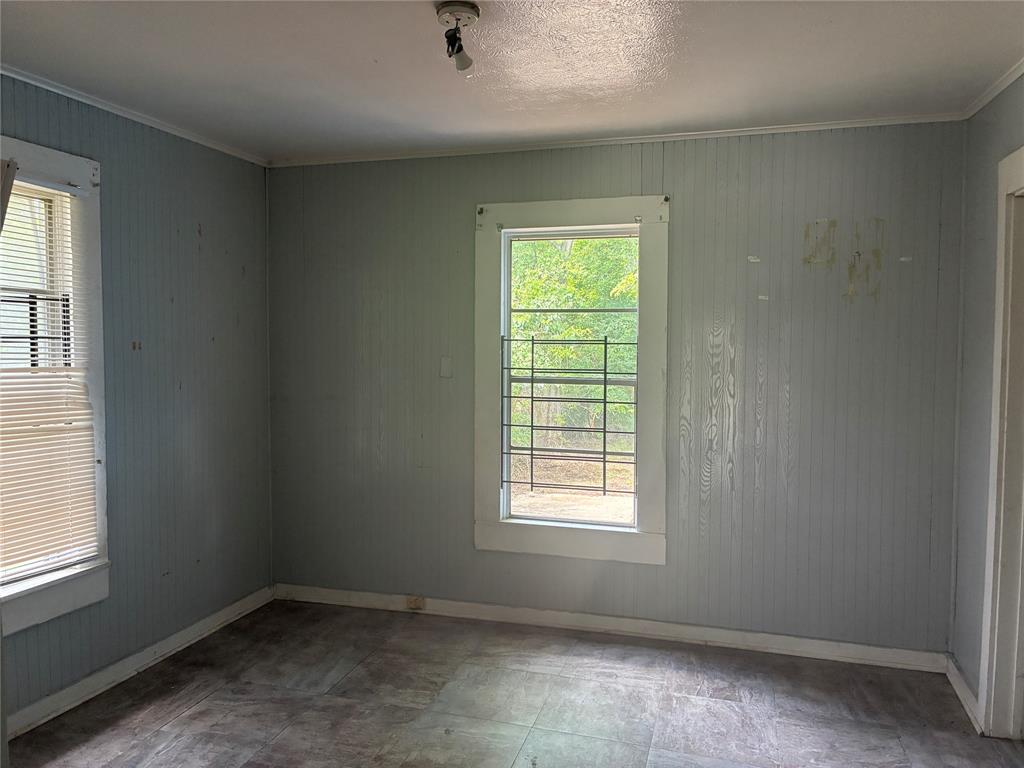 2712 Ashton Street Property Photo 10