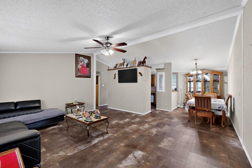 6711 County Road 140 Property Photo 8