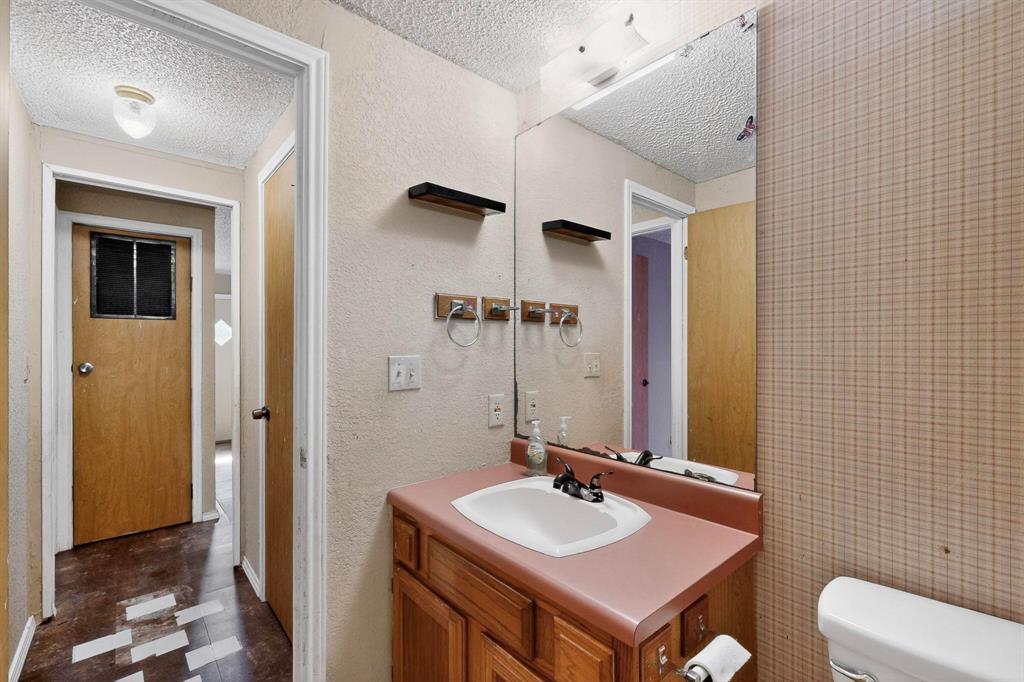 6711 County Road 140 Property Photo 13
