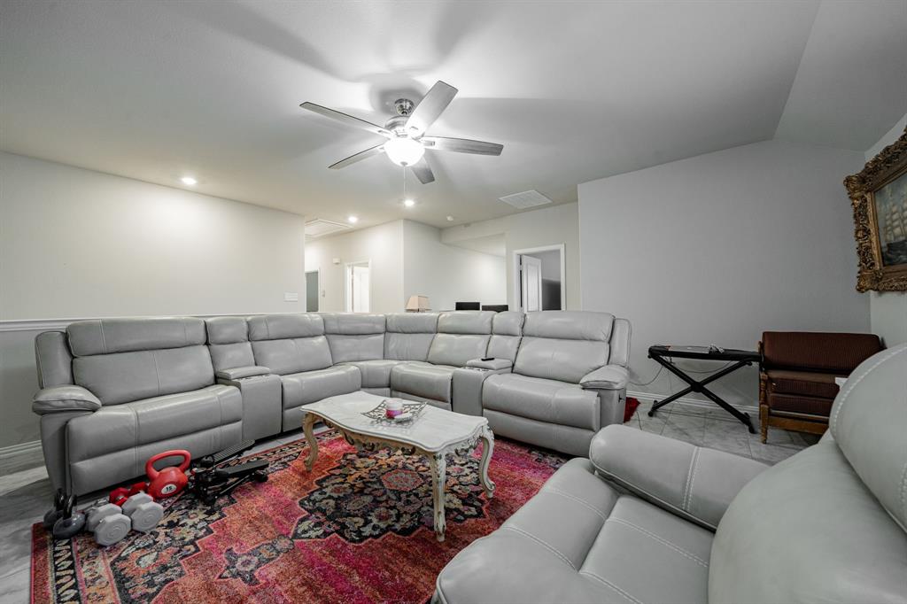 135 Meredith Drive Property Photo 36