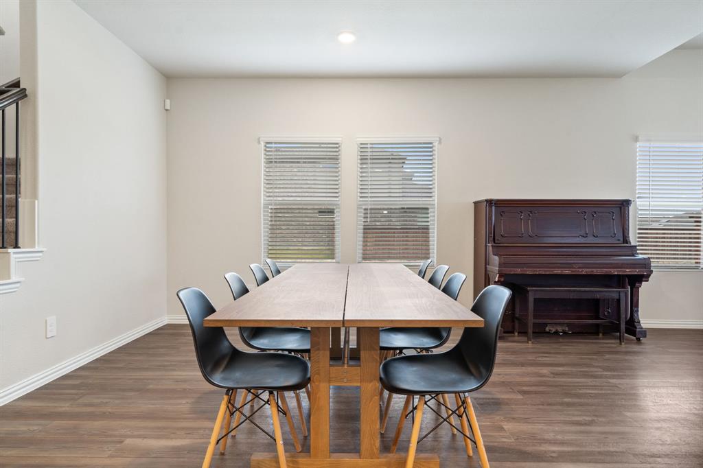 2232 Sun Star Drive Property Photo 9