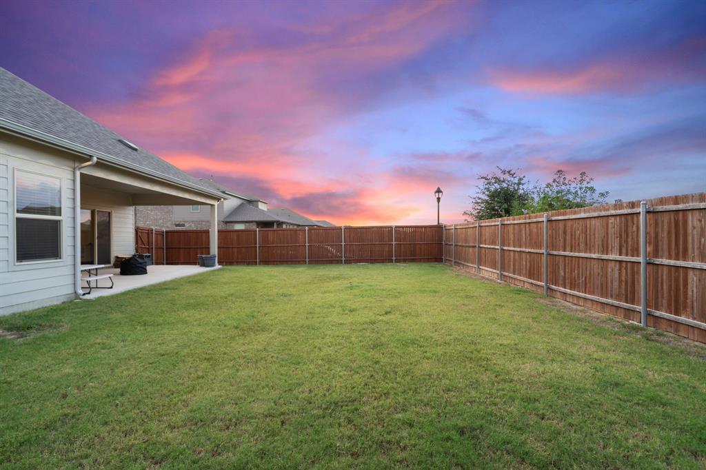 2232 Sun Star Drive Property Photo 11