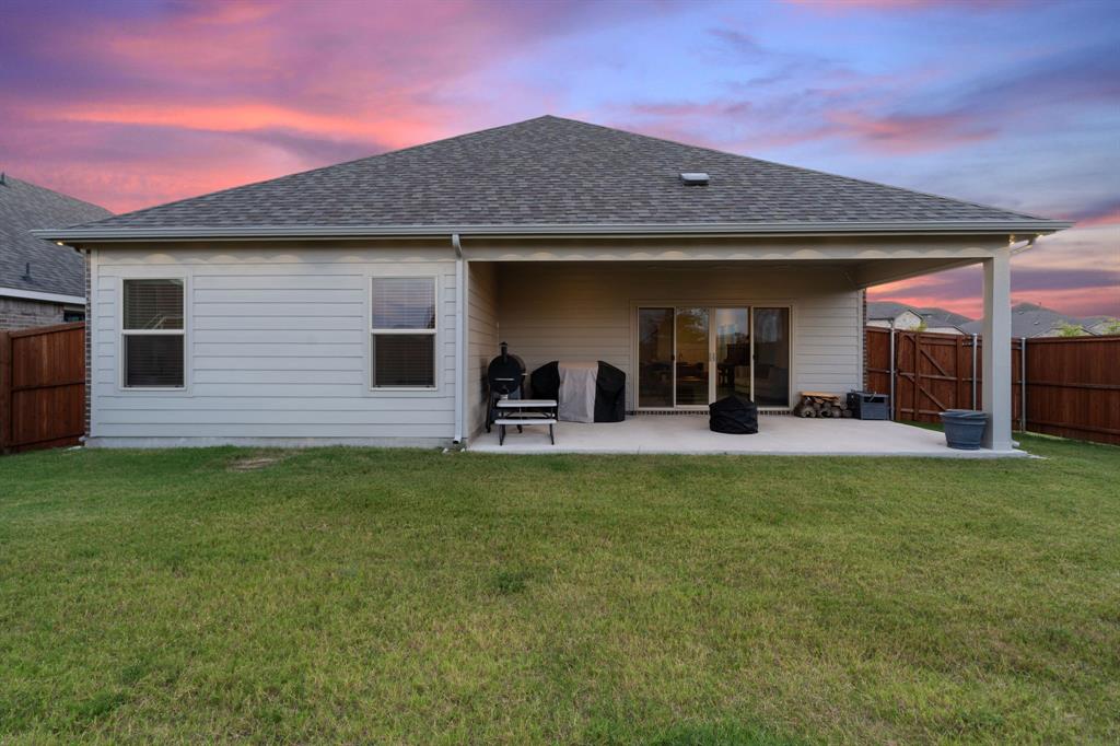 2232 Sun Star Drive Property Photo 13