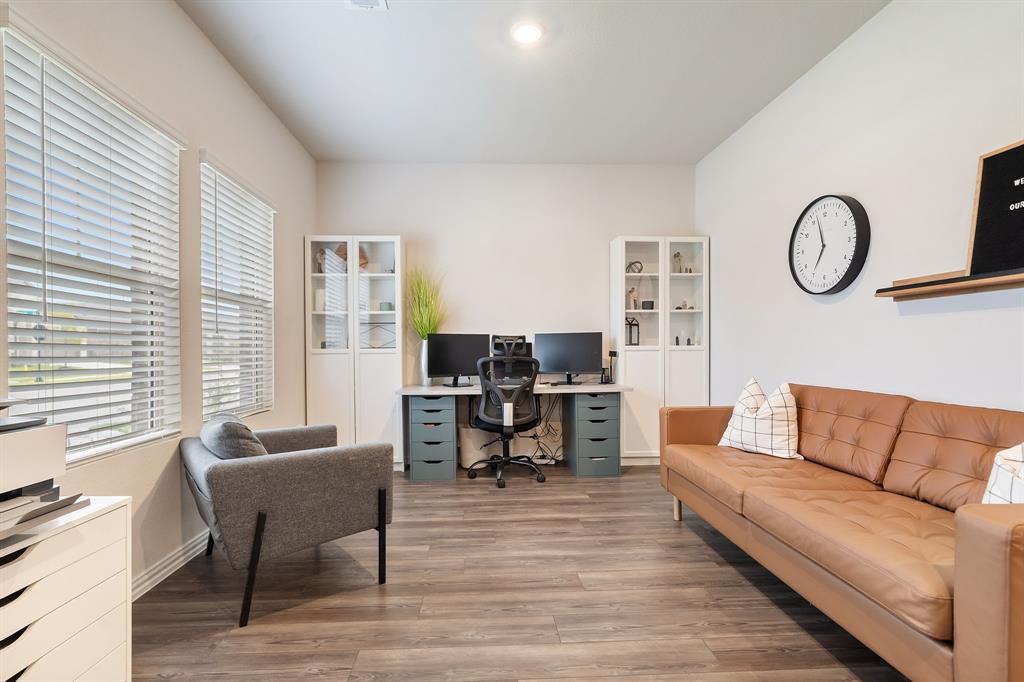 2232 Sun Star Drive Property Photo 17