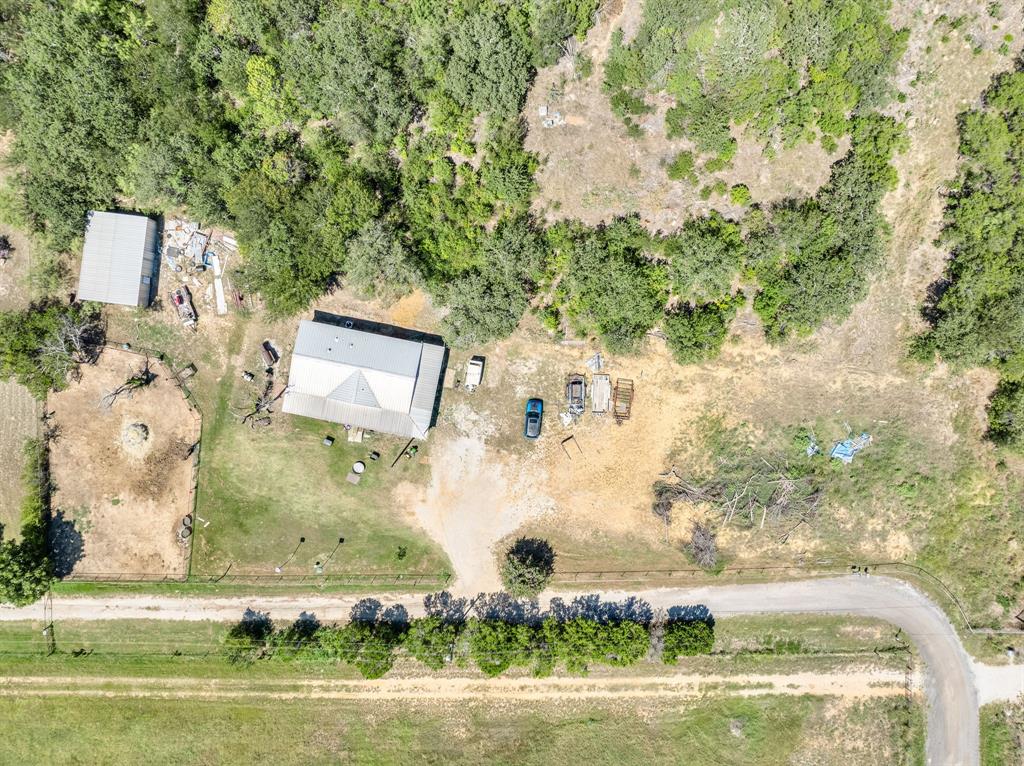 1024 N Keller Road Property Photo 4