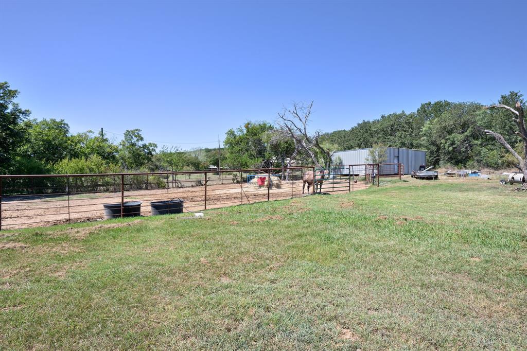 1024 N Keller Road Property Photo 6