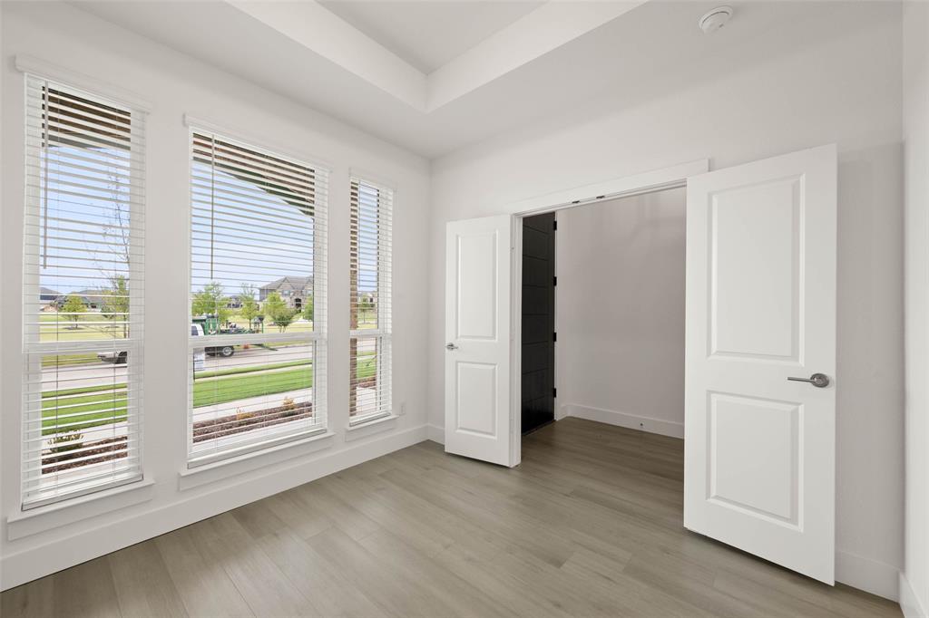 1911 Aspen Property Photo 4