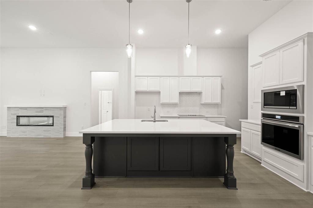 1911 Aspen Property Photo 8