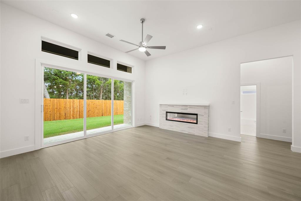 1911 Aspen Property Photo 12