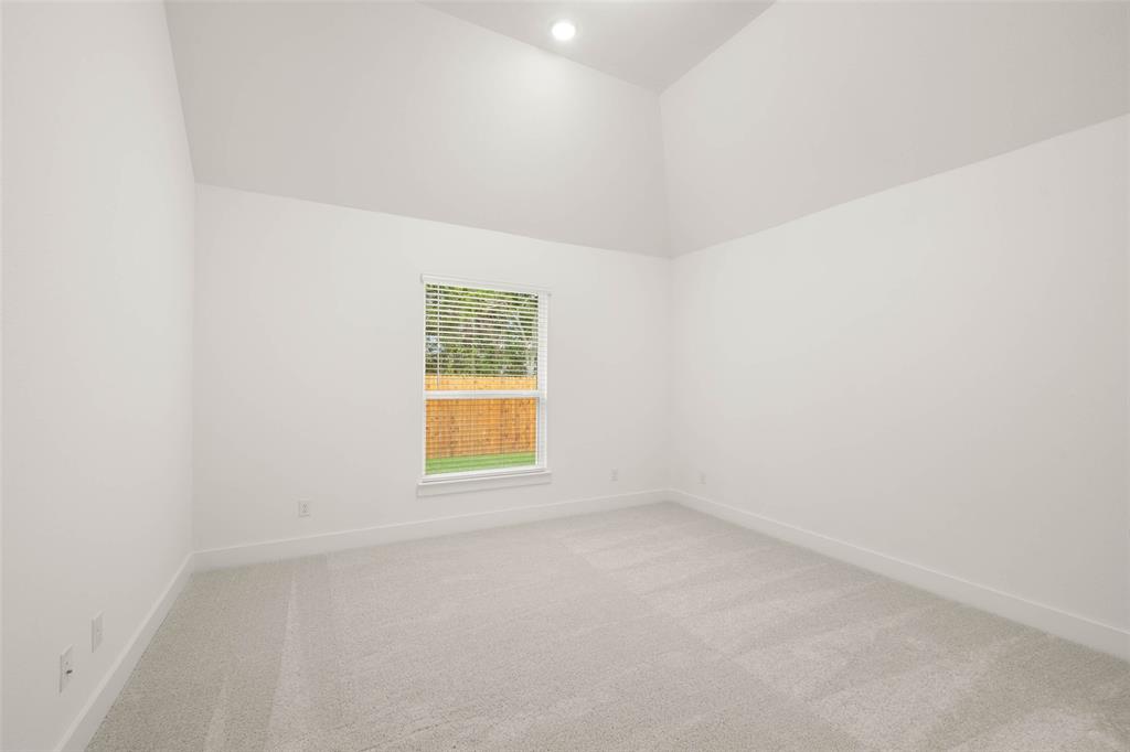 1911 Aspen Property Photo 14