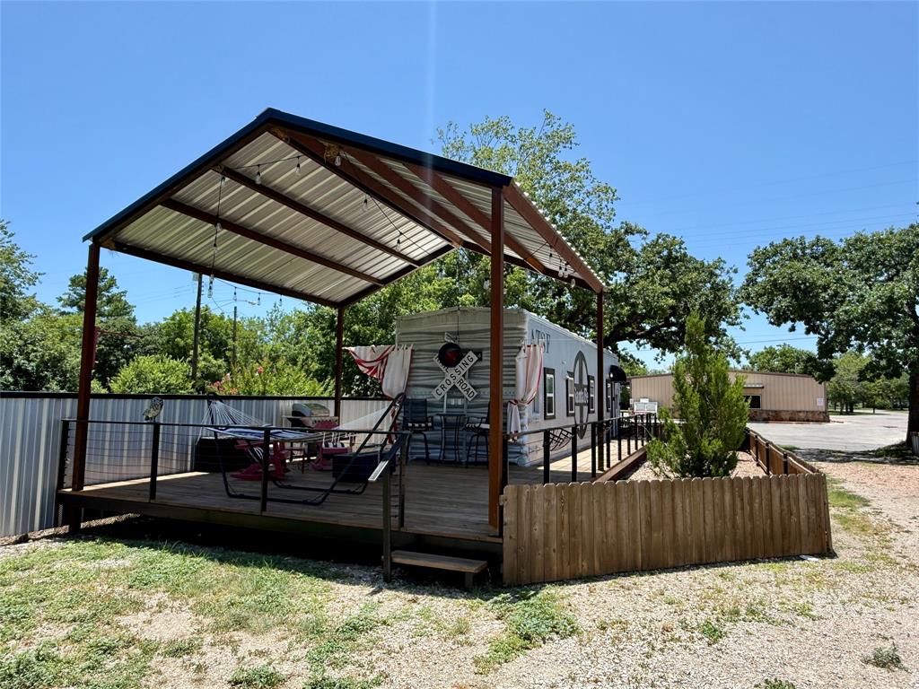 708 Avenue A Property Photo 37