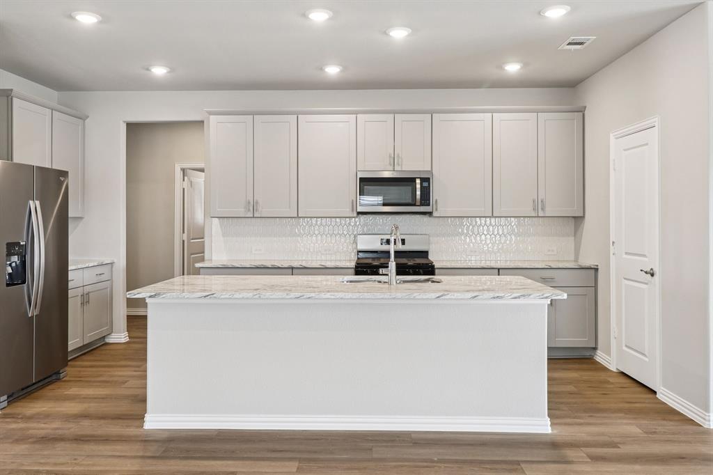 6765 Iron Oak Road Property Photo 1