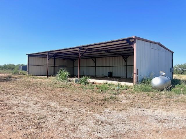 701 Greenfield Road Property Photo 3