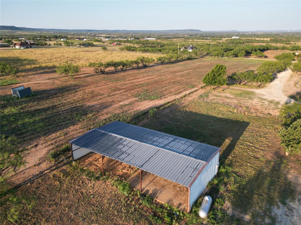 701 Greenfield Road Property Photo 8