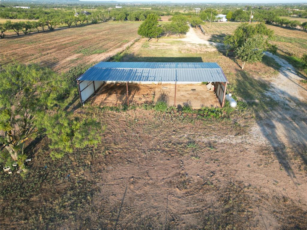 701 Greenfield Road Property Photo 9