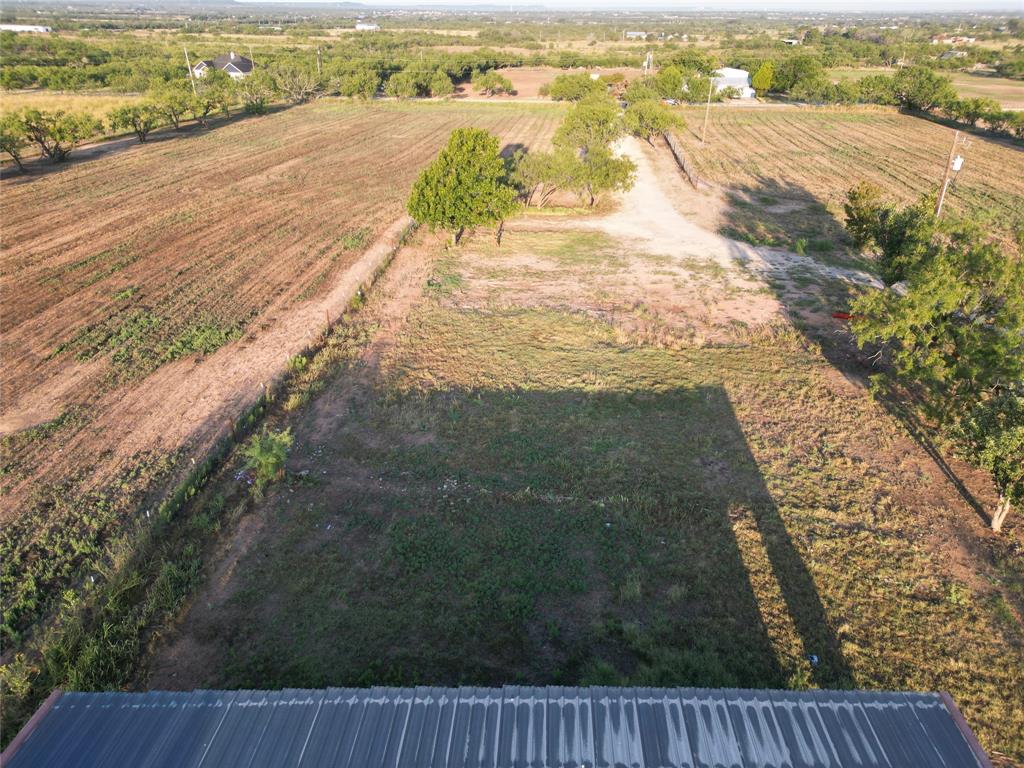 701 Greenfield Road Property Photo 10
