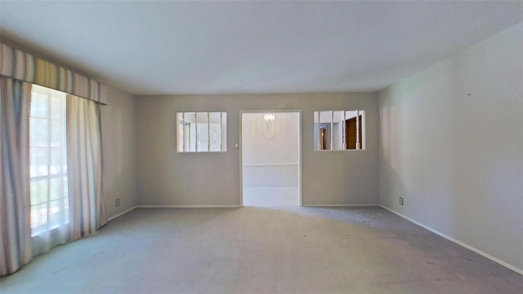 6301 Wrigley Way Property Photo 12