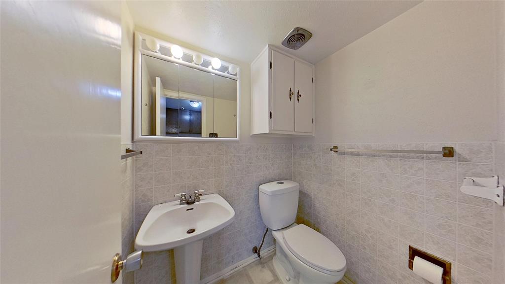 6301 Wrigley Way Property Photo 18