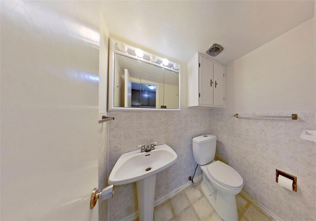 6301 Wrigley Way Property Photo 27