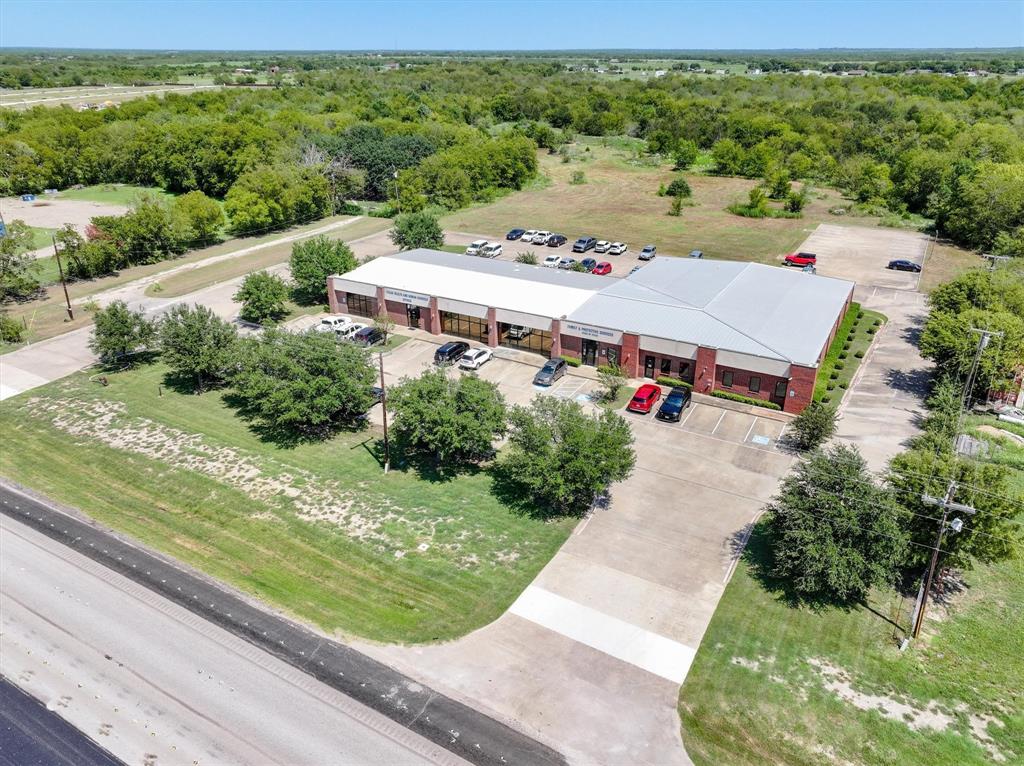 2525 E Us Highway 175 Property Photo 6