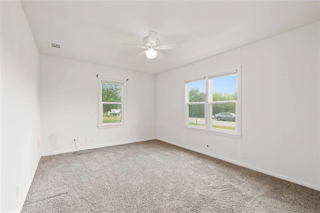 204 Northline Drive Property Photo 13