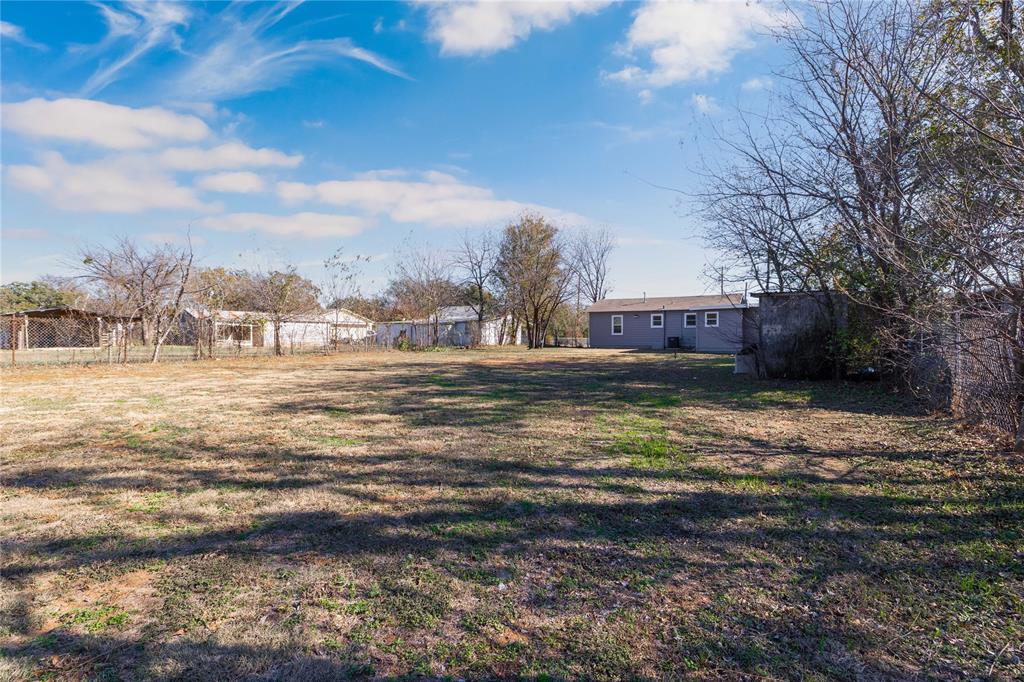 204 Northline Drive Property Photo 29